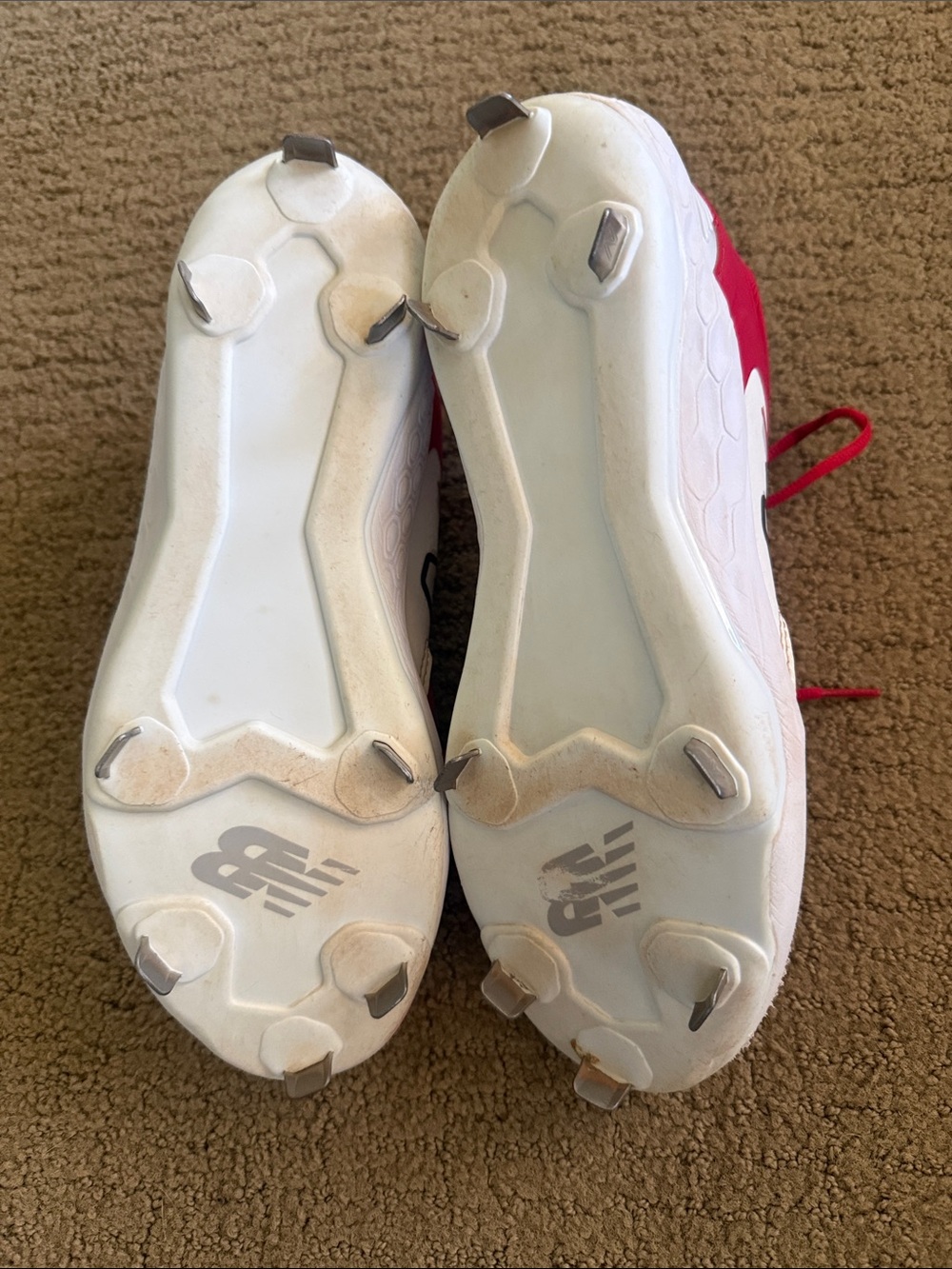 New Balance mens Red and White Baseball Cleats foam fresh 9.5 - Picture 7 of 7